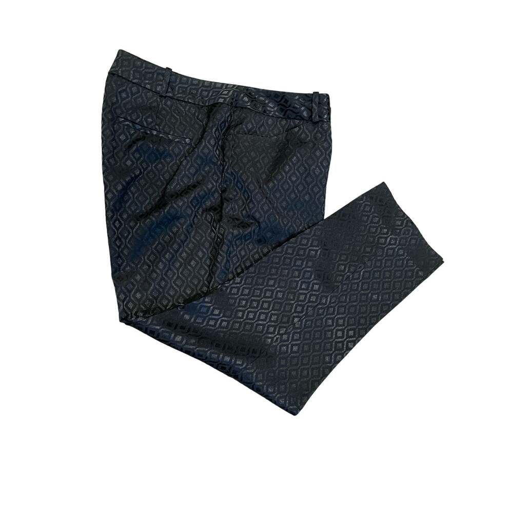 Worthington Woman, Size 14 Black Geometric Slim Fit cropped dress pant.